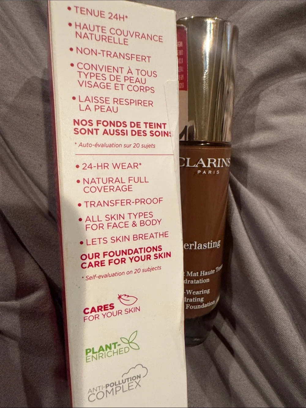 Clarins Everlasting Foundation Box in White with Red Accents